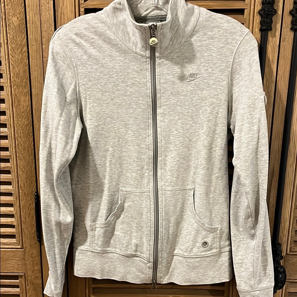 Nike Women's lightweight jacket